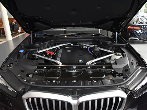 2025�� xDrive 40Li M�˶���ҹ��װ