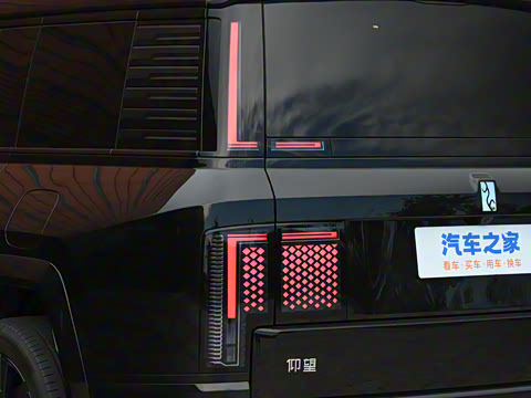 2025�� ������