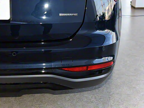 2025�� allroad quattro 55 TFSI ��̽�ռ�