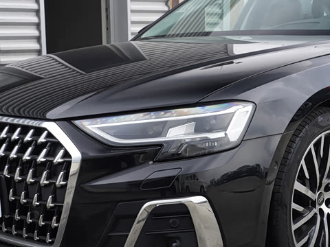 2026�� A8L 55 TFSI quattro �콢��