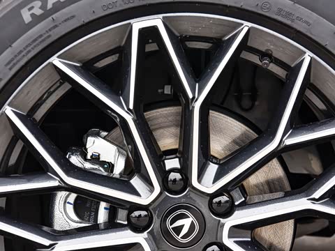 2026�� 1.5T ������