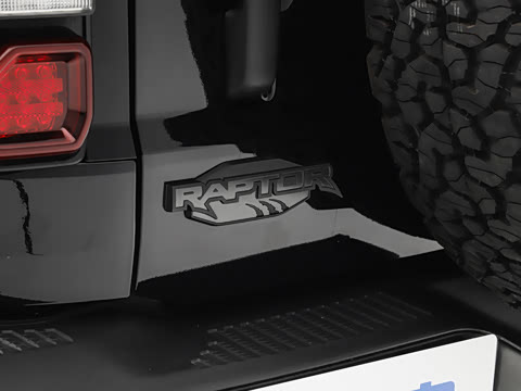 2025�� 3.0T ����SV7 ���ݰ�