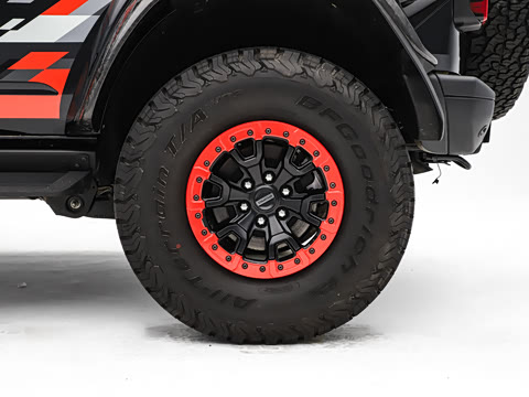 2025�� 3.0T ����SV7 ���ݰ�