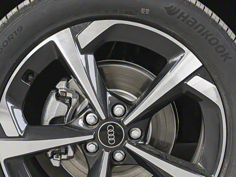 2026�� quattro 45�����ذ� 35TFSI ʱ�ж�����