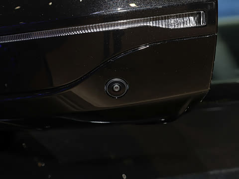 2026�� �Ŀ� 530Li ������ M�˶���װ