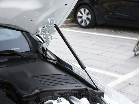 2025�� �Ŀ� C 260 L