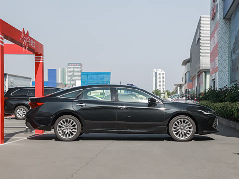 2026�� ˫�� 2.5L XLE����
