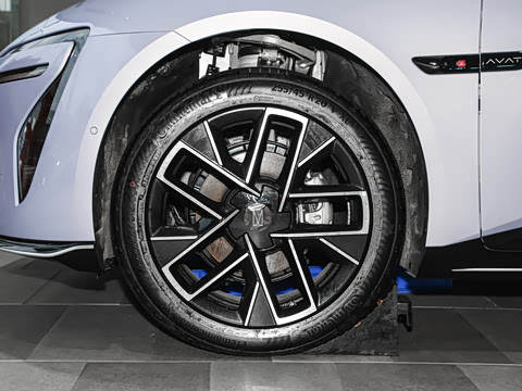 2025�� Elite�����