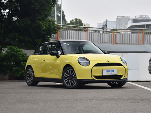 2025�� �Ŀ� 466km COOPER E ������
