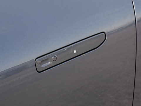 2027�� 670������