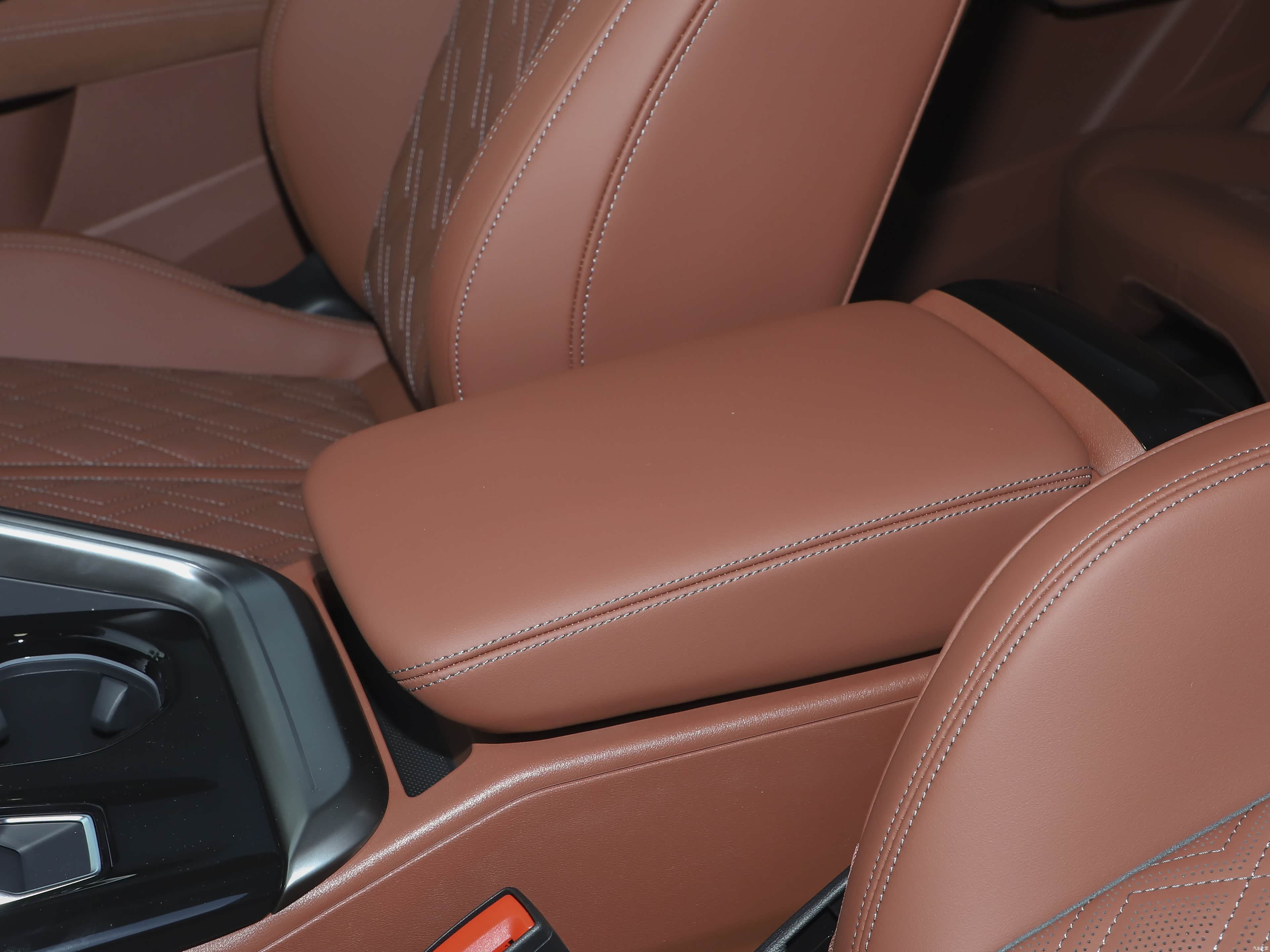 Audi Q5L, миниатюра 28
