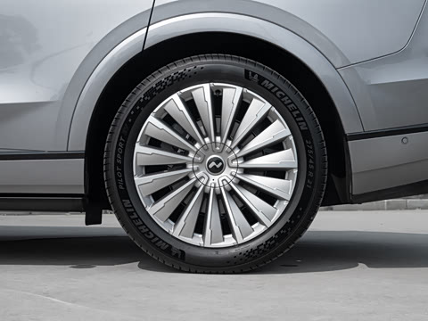 2026�� Ultra+ ������