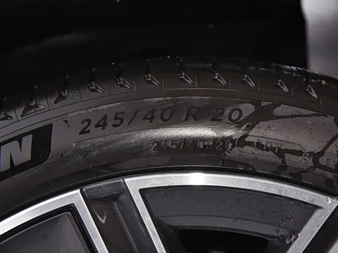 2026�� �Ŀ� 530Li ������ M�˶���װ