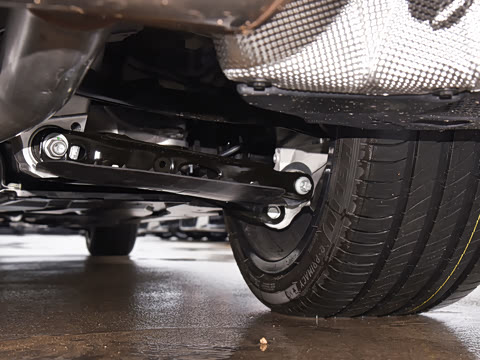 2026�� �Ŀ� 530Li ������ M�˶���װ