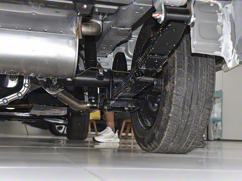 2025�� M5 1.6L ��׼��5��CNG