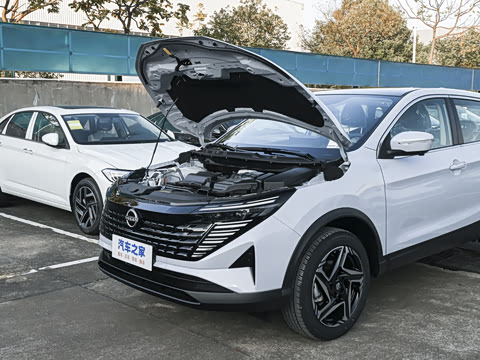 2025�� �Ŀ� ���� 2.0L CVT XV+���Ȱ�