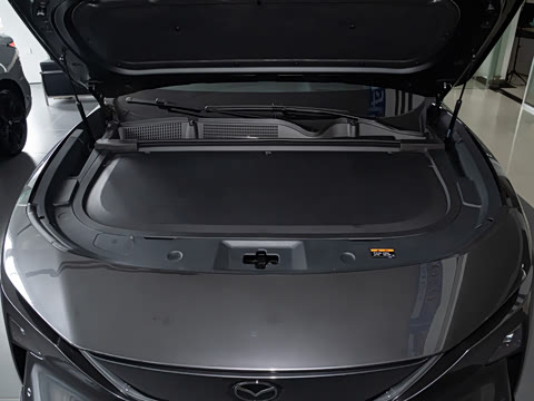 2025�� ����200 Pro