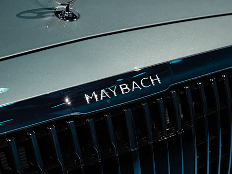 2027�� S 680 4MATIC