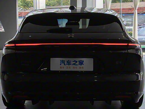 2025�� �ھ������ 75kWh Touring