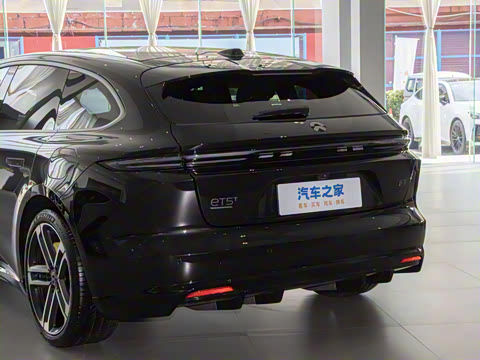 2025�� �ھ������ 75kWh Touring