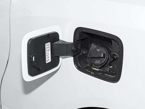 2026�� ���̰� 230����� 7��