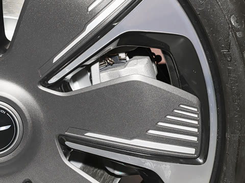 2025�� 550��