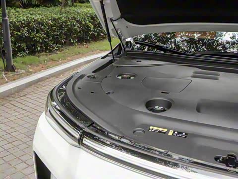 2025�� Ǭ�� UItra 6��