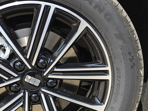 2025�� EM-i 70km ������