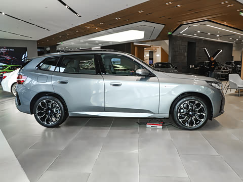 2025�� xDrive30L ������ M�˶���ҹ��װ