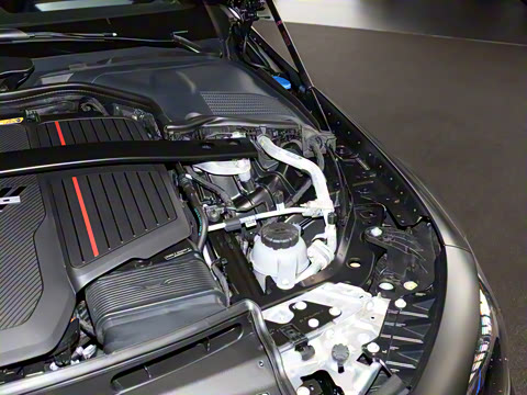 2025 Ŀ AMG CLE 53 4MATIC+ ܳ