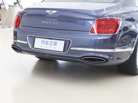 2026�� 4.0T V8 ��׼��