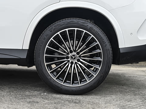 2026�� �Ŀ� GLC 300 4MATIC ����SUV