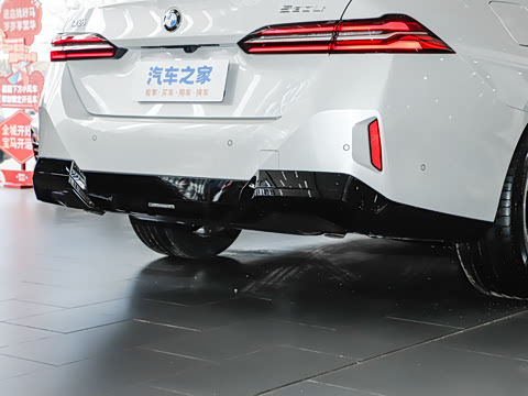 2026�� �Ŀ� 530Li ������ M�˶���װ