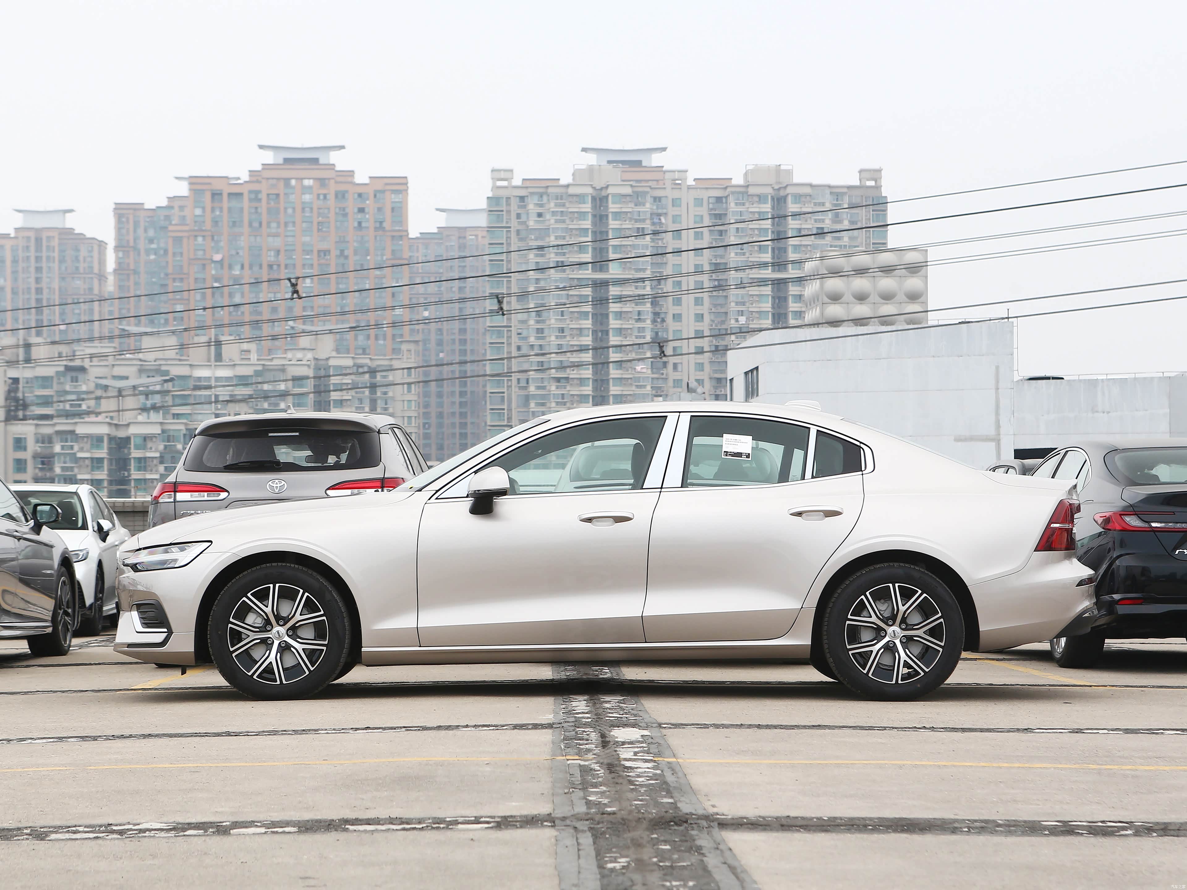 Volvo S60, миниатюра 4
