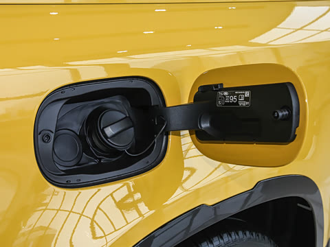 2026�� 90 3.0T P400 X-Dynamic HSE