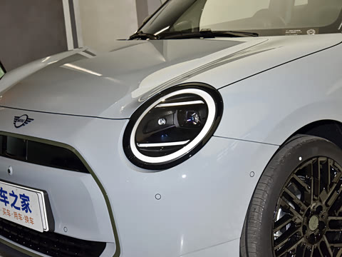 2025�� PAUL SMITH ���ʦ��