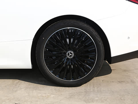 2026�� CLE 260 ������ܳ�