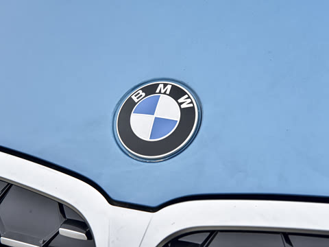 2026�� 325Li M�˶���װ