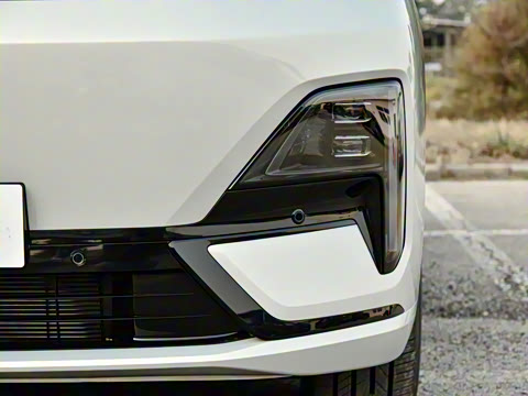 2025�� �Ŀ� ����Max