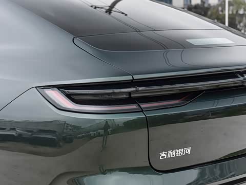 2026�� 225km EM-i Զ�����ǺӰ�