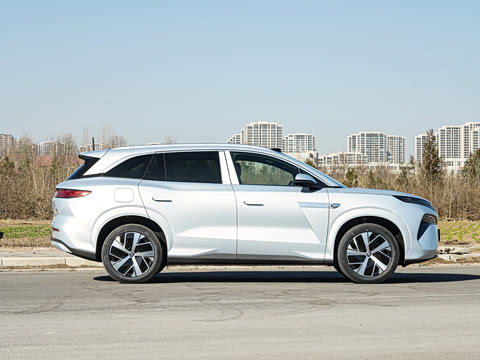 2025�� EV 670KM�����״�������