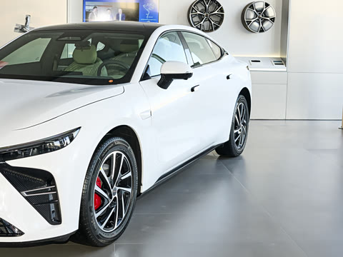 2025�� ���� Plus ��������