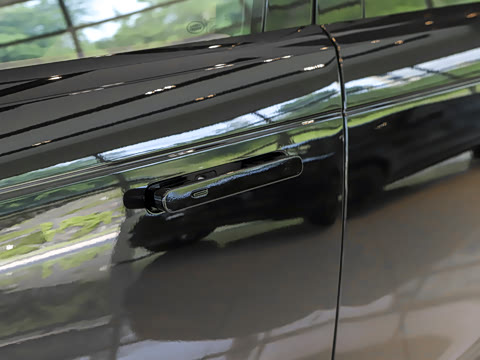 2026�� 400PS Dynamic SE