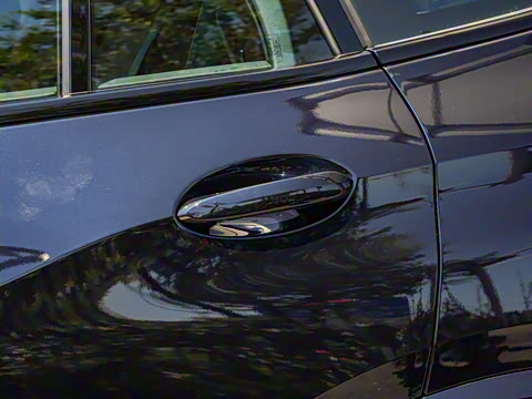 2025�� xDrive 30Li ������M�˶���ҹ��װ