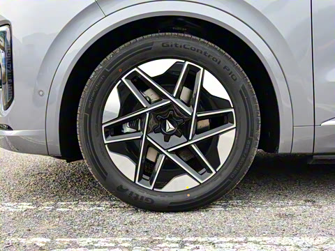 2025�� ����Ultra+