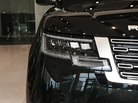 2026�� 3.0 L6 400PS AB�����