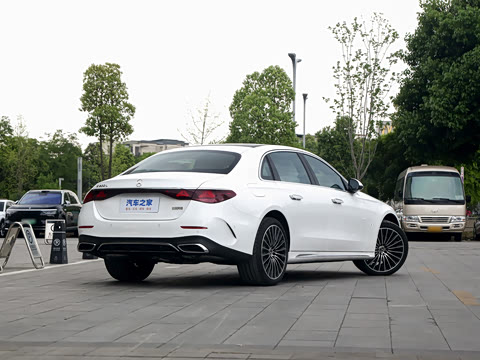 2026�� �Ŀ�� E 300 L ʱ���˶���