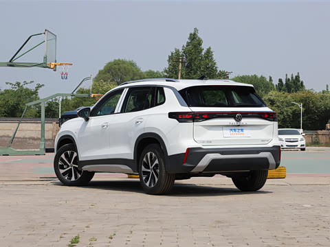 2026�� ̽��L 330TSI ������Ӣ