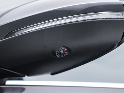 2026�� S 300TSI ������