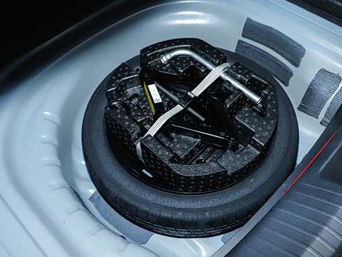 2026�� S 300TSI ������